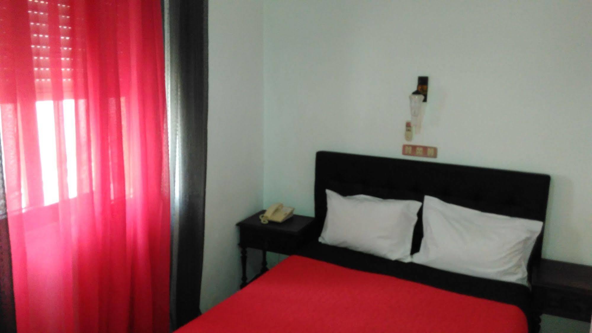 Hotel Domus Coimbra Bagian luar foto